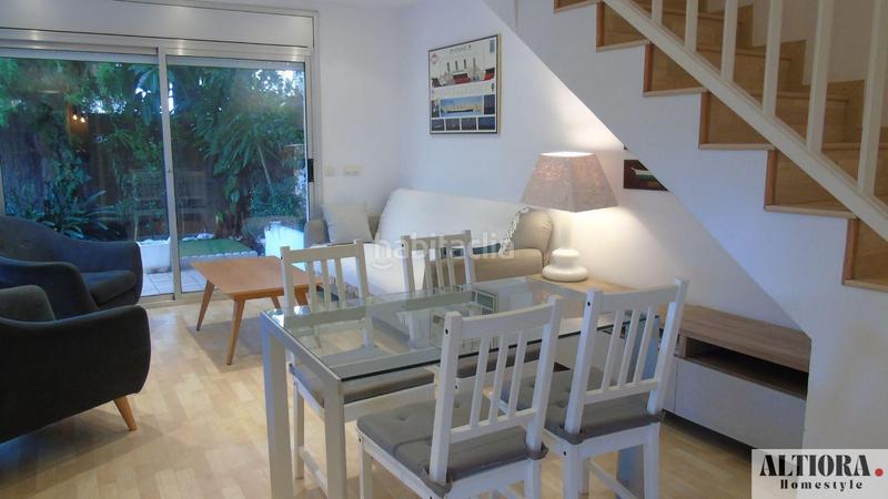 Foto c644ec28-c531-4600-bfad-918ddd0370c4. Casa a schiera con riscaldamento parcheggio in Can Girona - Terramar - Vinyet Sitges