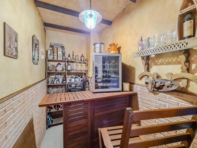 Foto 9a8dfe1e-2f1f-4dbb-99ff-67e1bdb9f6e9. Casa con riscaldamento parcheggio piscina in Alella