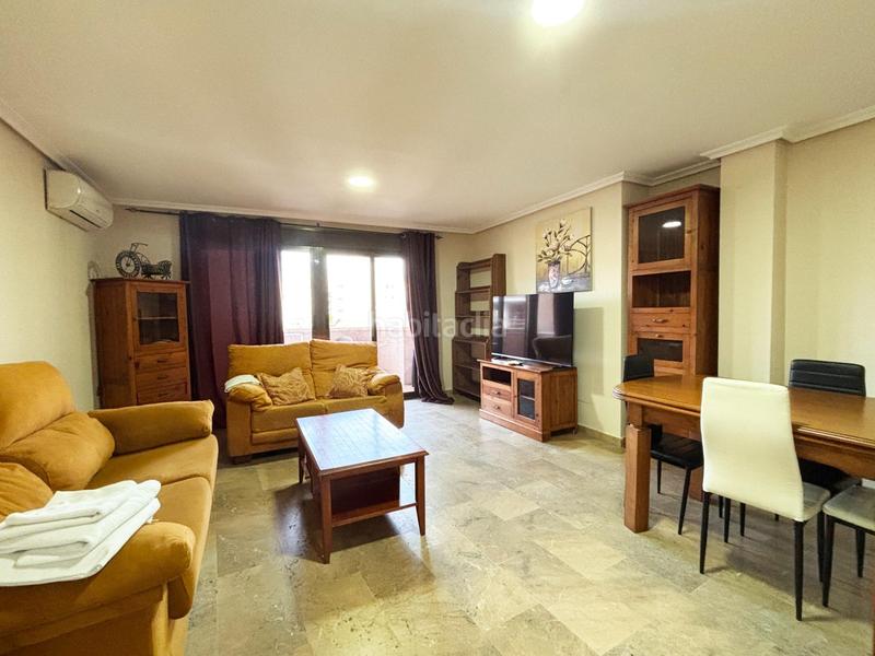 Foto 935635b4-f431-4729-8136-a8d1e8d33610. Flat with parking in Puerto Deportivo Torrevieja