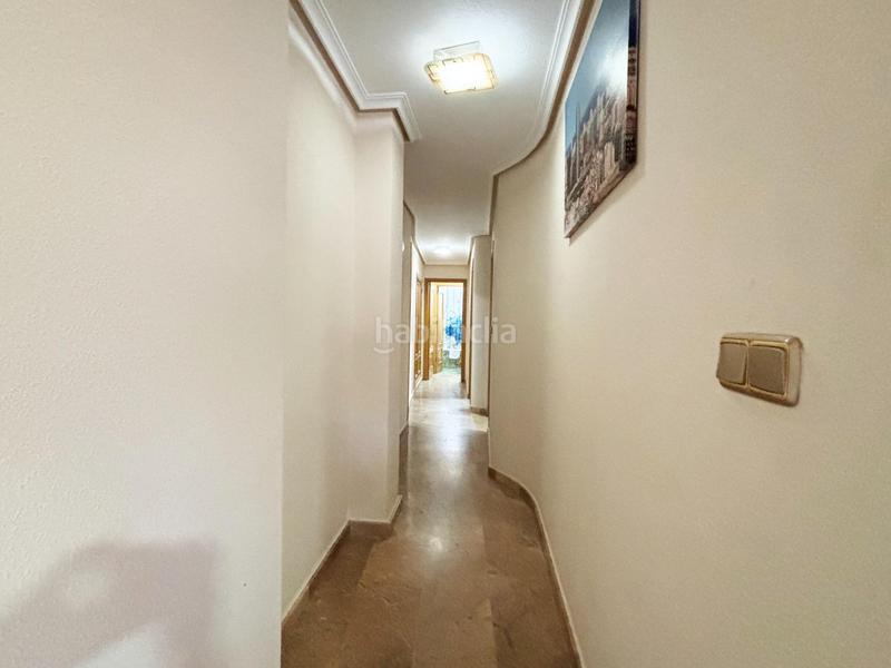 Foto a4b7e3f5-b4ab-4275-a11c-daf4ca2ecd2b. Flat with parking in Puerto Deportivo Torrevieja