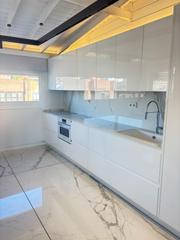 Àtic  Avenida de peris y valero. Ático exclusivo junto al barrio de ruzafa diseño, luz y una terr