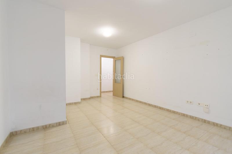 Foto 3432090b-824f-4e8a-92fe-57716b9bf4dd. Rent flat with parking in Sant Joan de Moró