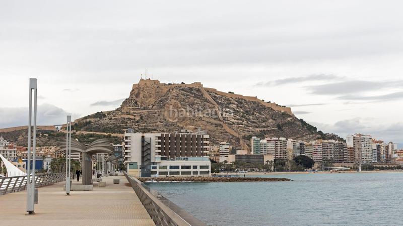 Foto fbc869fb-6e1e-4bd4-b23d-bd1fc8a4b0cd. Locale commerciale in Babel Alicante