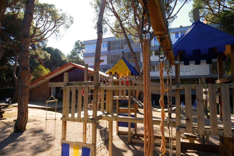 Foto 63e9f6c6-9d2b-41ad-bb78-65f766bbeeb0. Apartament amb aparcament a Gava Mar Gavà