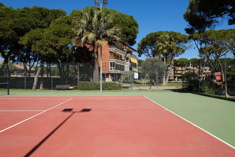 Foto 6848c97a-2e42-457d-a63d-c34b4c078210. Apartament amb aparcament a Gava Mar Gavà