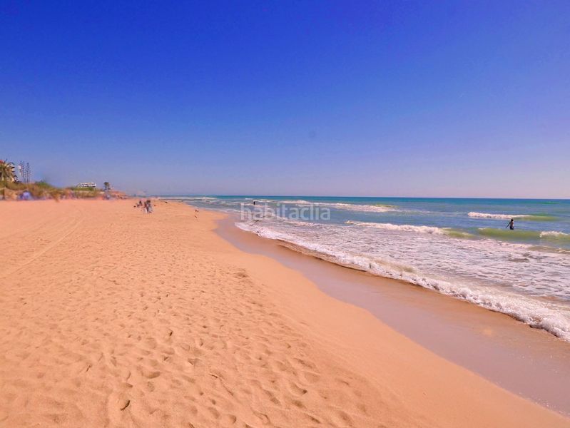 Foto 6b6d7efa-5436-4d5e-a8d3-ee3a1868c31e. Apartament amb aparcament a Gava Mar Gavà