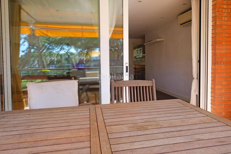 Foto 9dec7aa1-daed-42da-a42a-e4d857ee8684. Apartament amb aparcament a Gava Mar Gavà