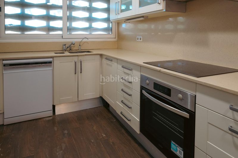 Foto a4c1ffce-fad9-42bc-b140-d40fa0f34fc1. Apartament amb aparcament a Gava Mar Gavà