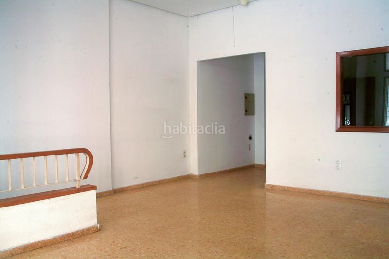 Foto 82d6213d-c758-4704-a824-beaa22c8637c. Local comercial a Carcaixent
