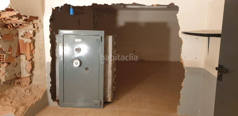 Foto bda230ac-5fb6-438f-b6f1-2f5c2929359f. Local comercial a Carcaixent