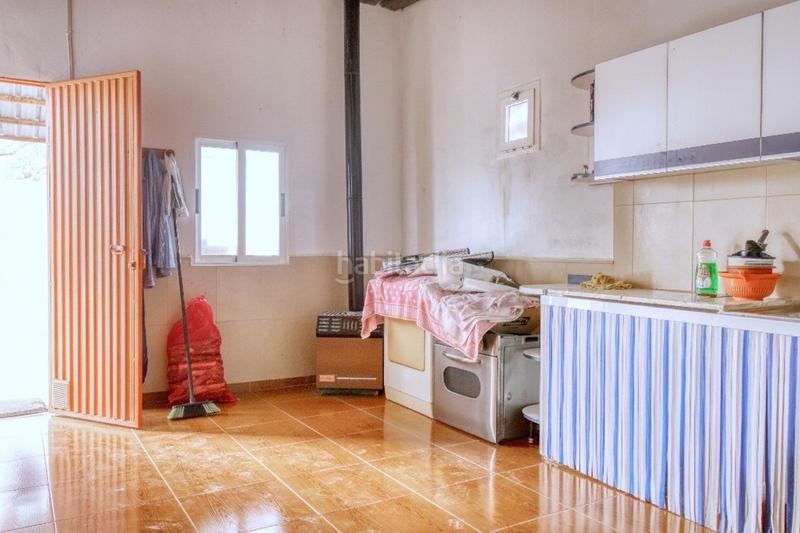 Foto f0994b2a-c007-41fd-8dc5-95587bbc7771. Finca rústica en de lucas 7 terreno rústico en orihuela con doble construcción, barbacoas y riego en Rafal