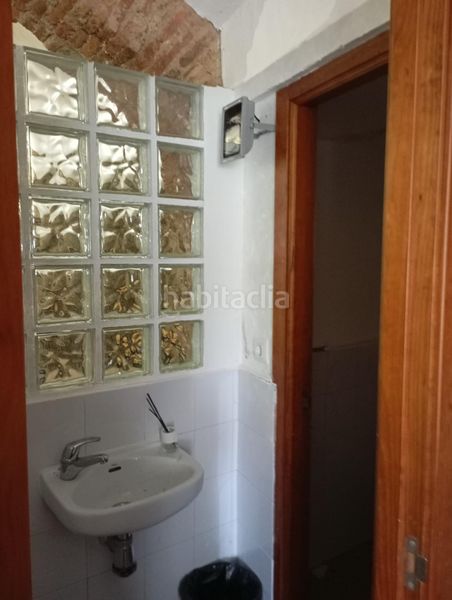 Foto 19ad16f5-1e7f-4f0b-839e-da05fbbf8475. Edifici a avenida de las termas 47 a Baños de Montemayor