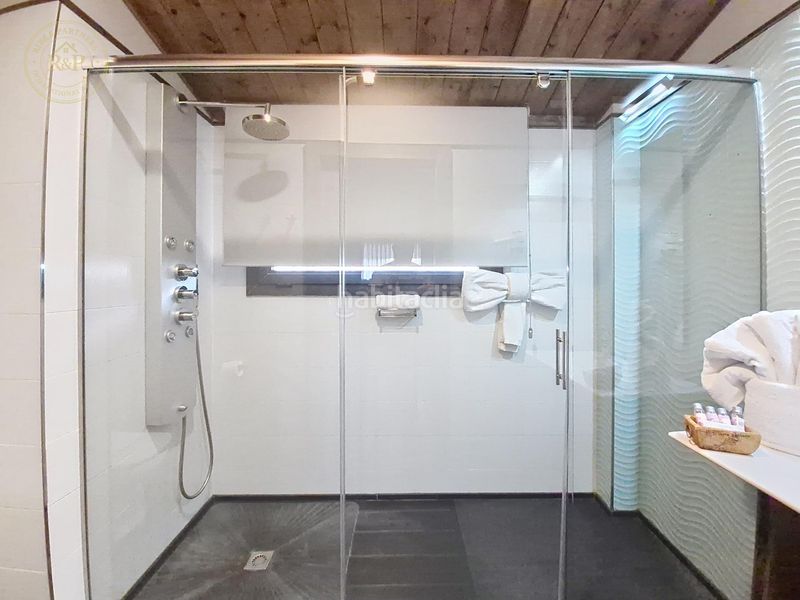 Foto 745d0d07-0803-4fb0-92ef-eff59c1602e3. Edificio in Cercs