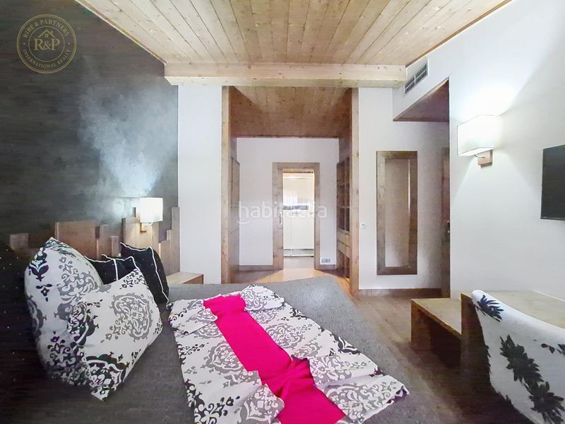 Foto 852f0129-6798-4f47-9eef-eb7af6f7c7f3. Edificio in Cercs