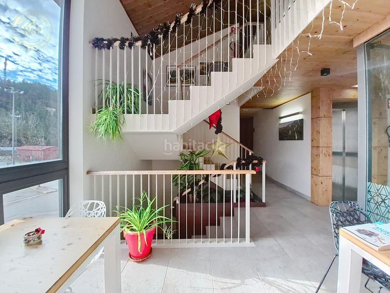 Foto c43ff0b8-fba3-4022-91b2-60ab8c9f414c. Edificio in Cercs