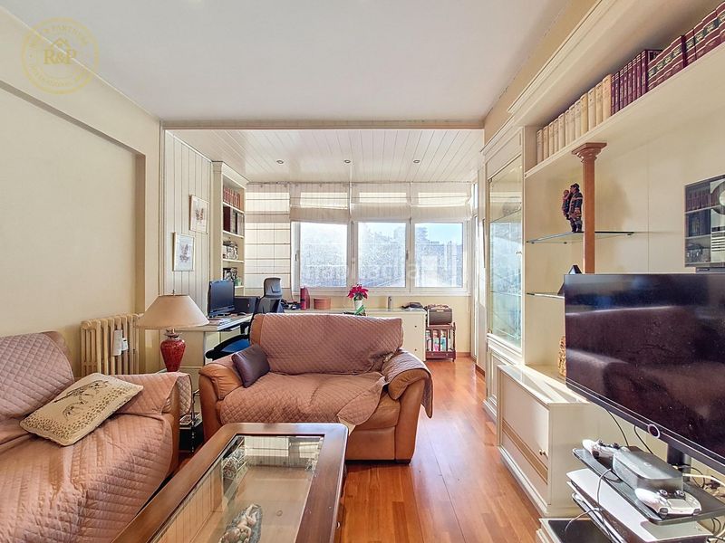 Foto cc4016b5-0e30-4060-9051-3b3c253de4b2. Pis a Sant Ramon - Maternitat Barcelona