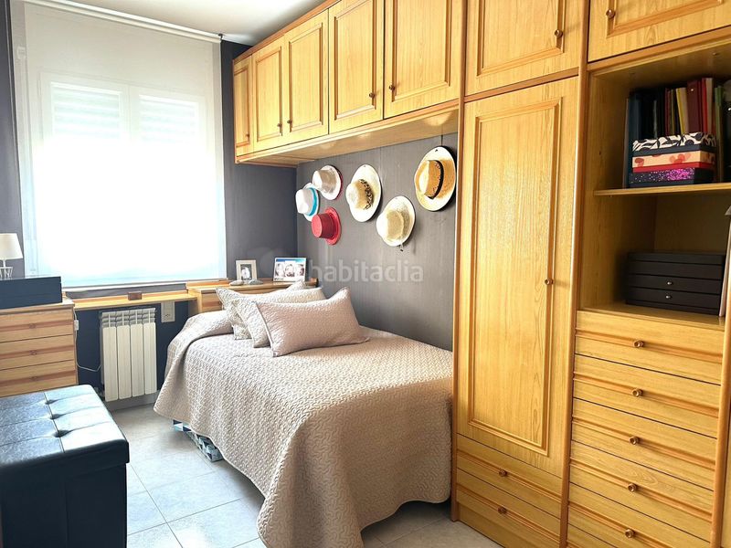 Foto f8303a0e-07ac-4212-872e-f201957d9c5a. Casa adossada amb calefacció aparcament a Torrent Ballester Viladecans