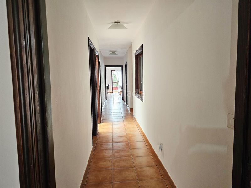 Foto 41c5ced5-4713-460d-98a8-057f2a6ca3bb. Edifici a El Fraile Arona