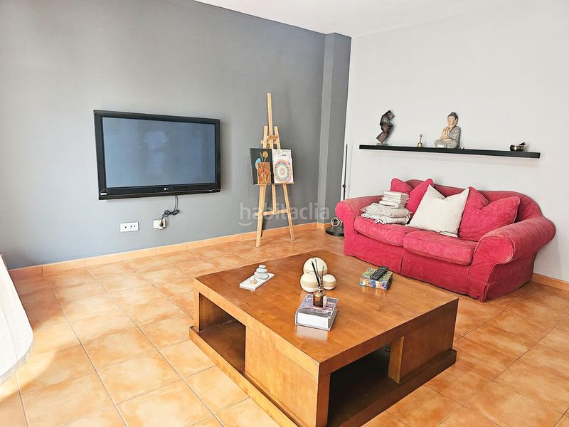 Foto a14b543b-f14b-4c6f-bf0a-a83a4107412e. Edifici a El Fraile Arona