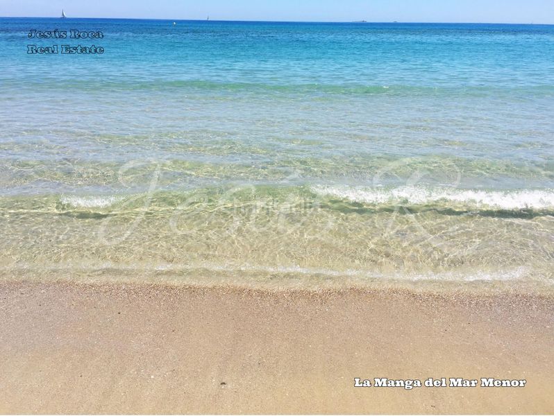 Foto 4ab63168-cfc1-4155-9c10-808d19cee4a2. Pis amb calefacció aparcament piscina terrassa a Alcázares (Los)