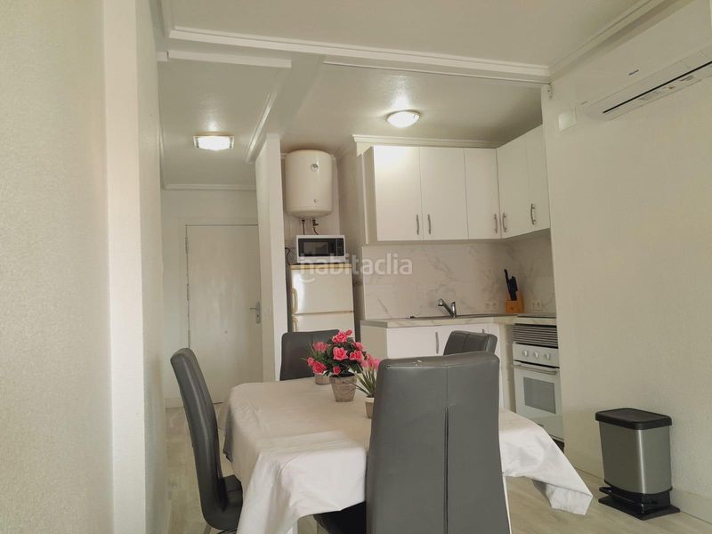 Foto e1eb912c-f0e0-469d-bd3d-62e4e825d1be. Apartament amb calefacció piscina a El Molino Torrevieja