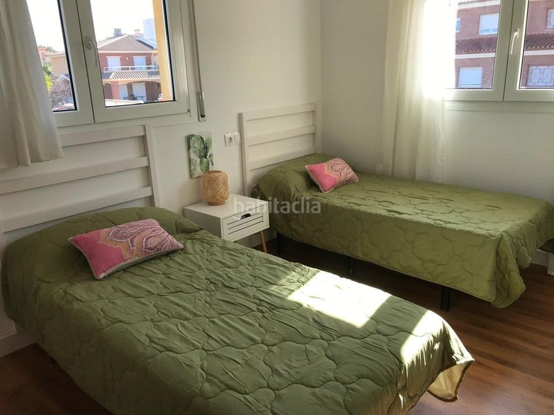 Foto 005a29f3-6d85-4c84-88f7-f6dbe334bf67. Xalet amb aparcament piscina a pla de maset - cap de Salou Salou