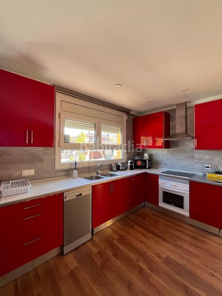 Foto 88178d71-7113-46d7-8154-d2ad5f9f5d56. Xalet amb aparcament piscina a pla de maset - cap de Salou Salou