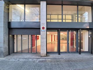 Local Comercial a Calle de juan de garay 108. Local industrial con despachos en venta en calle juan de garay