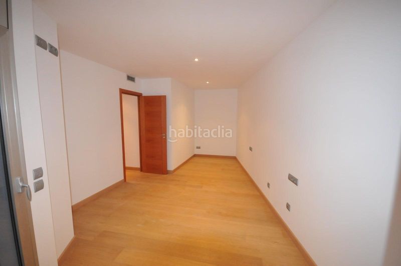 Foto bb795a37-1054-4b09-8bbd-b8cc6d2b39cf. Pis amb aparcament a Vallcarca - Penitents Barcelona