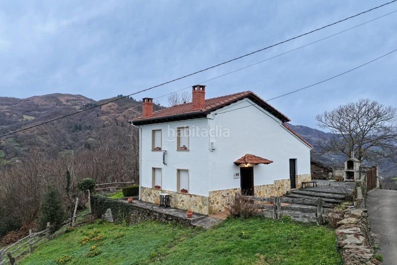 Foto a0eb0a9b-38cb-4afb-bbe3-a7632d1d9311. Chalet en llanas refugio rural en el corazón de asturias en Aller