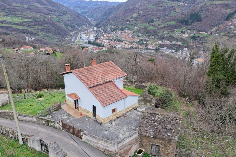 Foto fff981a3-7eb3-4a62-a8d4-6955dee67756. Chalet en llanas refugio rural en el corazón de asturias en Aller