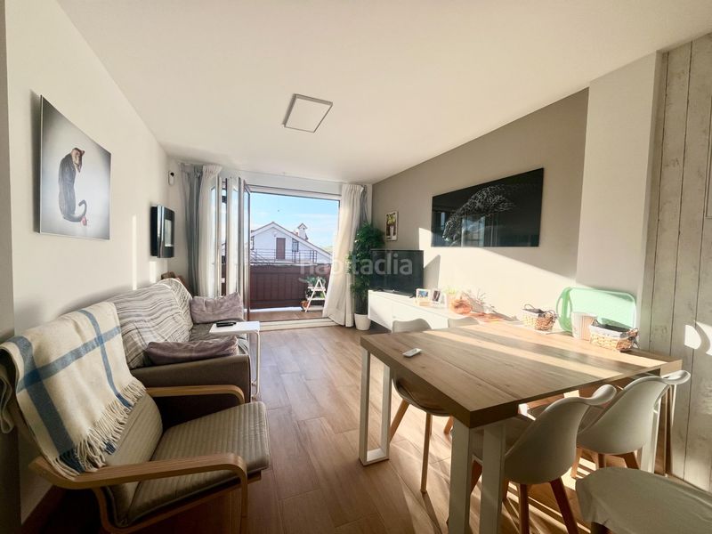 Foto 7588b690-a6f4-4c93-9c0a-92347e6e9ee8. Pis amb aparcament piscina a Mogro Miengo