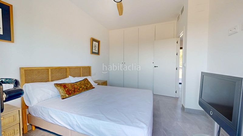 Foto e26e42aa-434d-40fd-9d19-c11166fd170a. Casa aparellada amb calefacció aparcament piscina a Polop