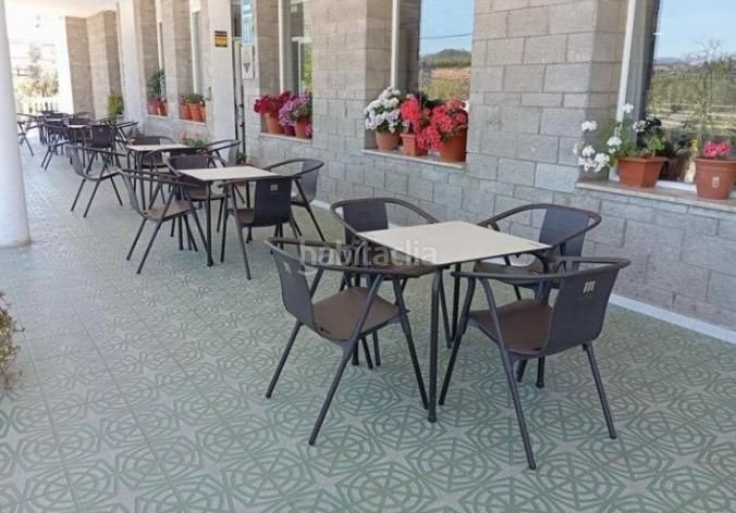 Foto 7f97eb97-436e-4cc2-acd0-98ea75bb8cfb. Edificio in Móra la Nova