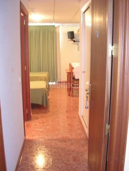 Foto 8e922af9-6a74-4b07-bb13-82cd6b3f8268. Edificio in Móra la Nova