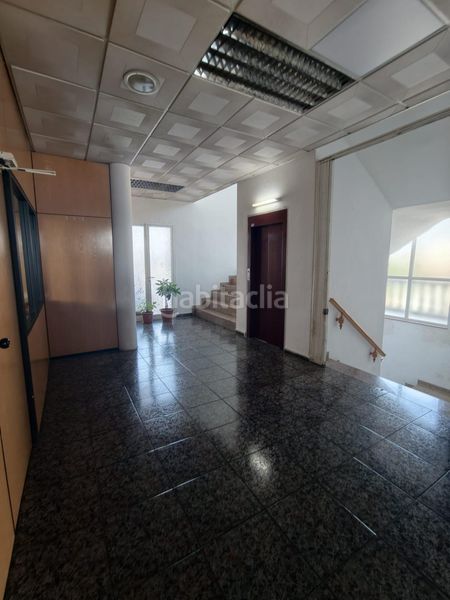 Foto 0e951e1a-54b7-4ce6-b8bc-fff8998128bf. Edificio in Móra la Nova