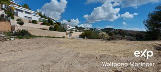 Terreny residencial  Calle calle malena. Atractiva parcela urbana de 1350m2 en área de lujo en el raco de