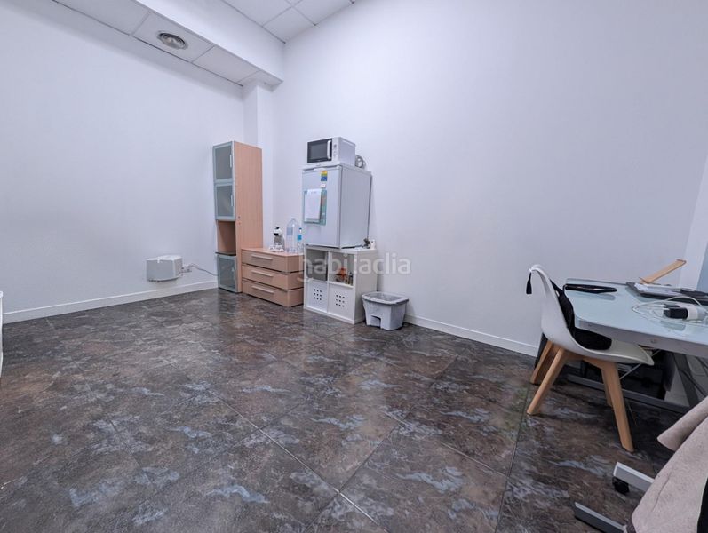 Foto af551475-96a6-41d8-be3a-eb3d6fa7ad23. Local comercial a Gran Via Valencia