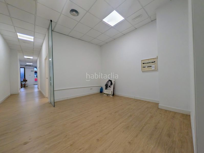 Foto bae69615-d9d8-4bef-9564-417613a90fb7. Local comercial a Gran Via Valencia