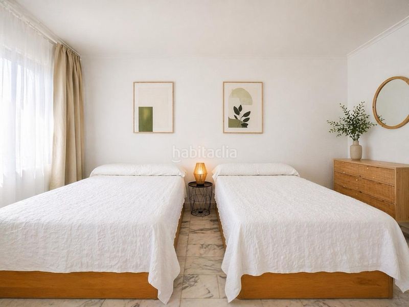 Foto b569d151-bde6-44d0-bb6a-7f3c9d2231fa. Apartament amb aparcament piscina a Playa Bajadilla - Puertos Marbella