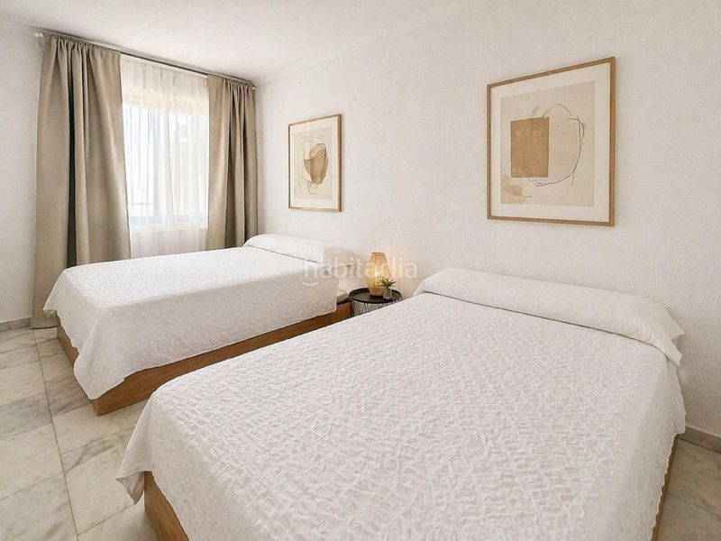 Foto 1bc8858e-8e63-4253-a81e-a8cb9077067d. Apartament amb aparcament piscina a Playa Bajadilla - Puertos Marbella