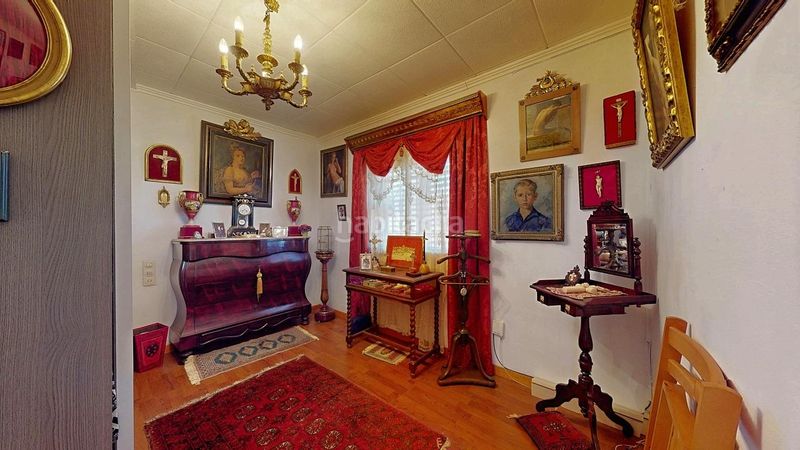 Foto 2f51feb0-2889-48d1-9623-03bebcdb1805. Àtic a Rocafonda Mataró