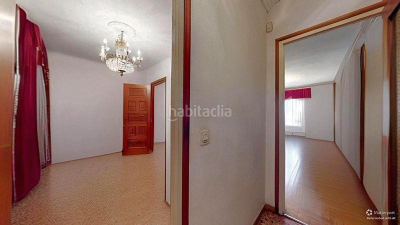 Foto f1037abc-82a1-46b9-a0f1-82f03a9072d9. Àtic a Rocafonda Mataró