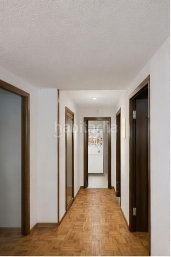 Foto 40a00dca-299f-48fa-9cc5-b92f2a82df32. Pis a La Petxina Valencia