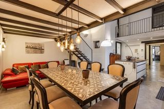 Duplex  Carrer carrer taulat. Dúplex reformado en el poblenou, barcelona  espacio ideal a paso