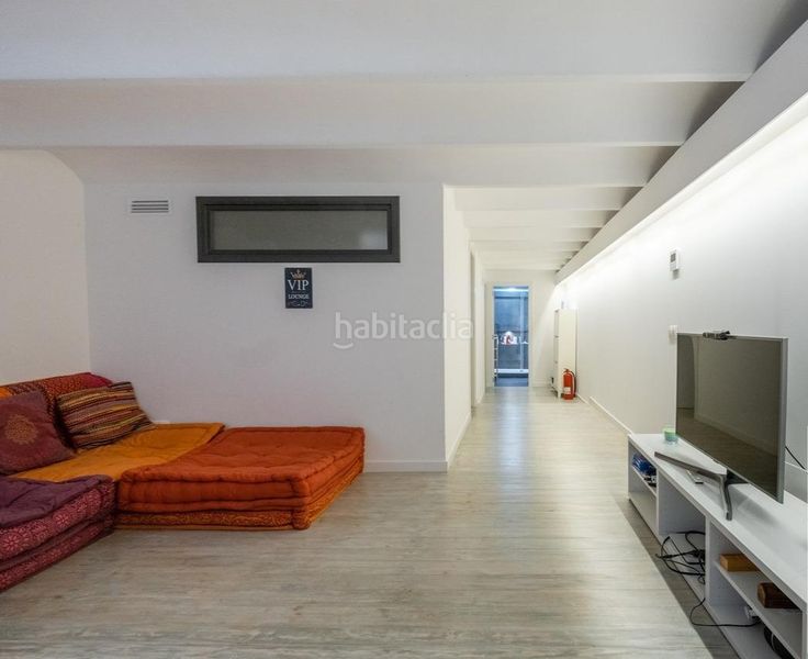 Foto fda84afb-0f24-404f-a33b-1231d79d84e0. Dúplex amb calefacció a Poblenou Barcelona