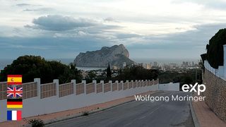 Wohngrundstück in Avenida garcia de los 116. Vistas infinitas al mar y esencia mediterránea dos exclusivos so