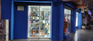 Umzug Geschäftsraum in Ausias March. Traspaso tienda de informática