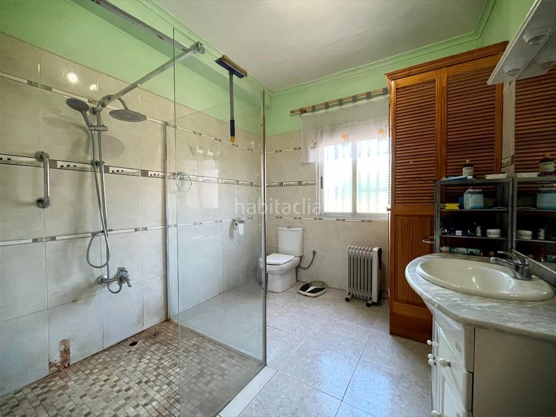 Foto 2f2b62b6-8e0b-468c-9237-3c9c8a02eec9. Casa amb aparcament a Vilamarxant