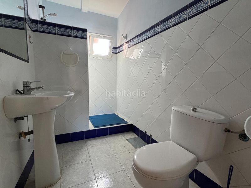 Foto aba63899-1f84-4b3a-987e-9d3047133758. Casa amb aparcament a Vilamarxant